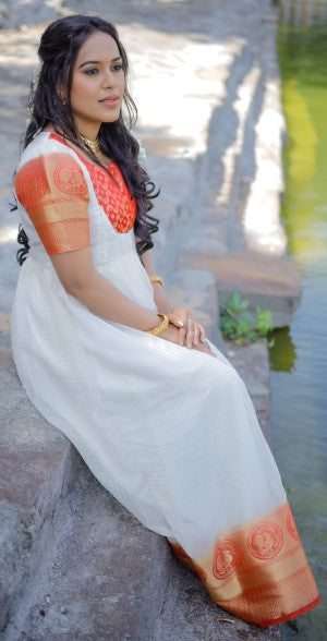 ONAMADHURAM Maxi 55 inches