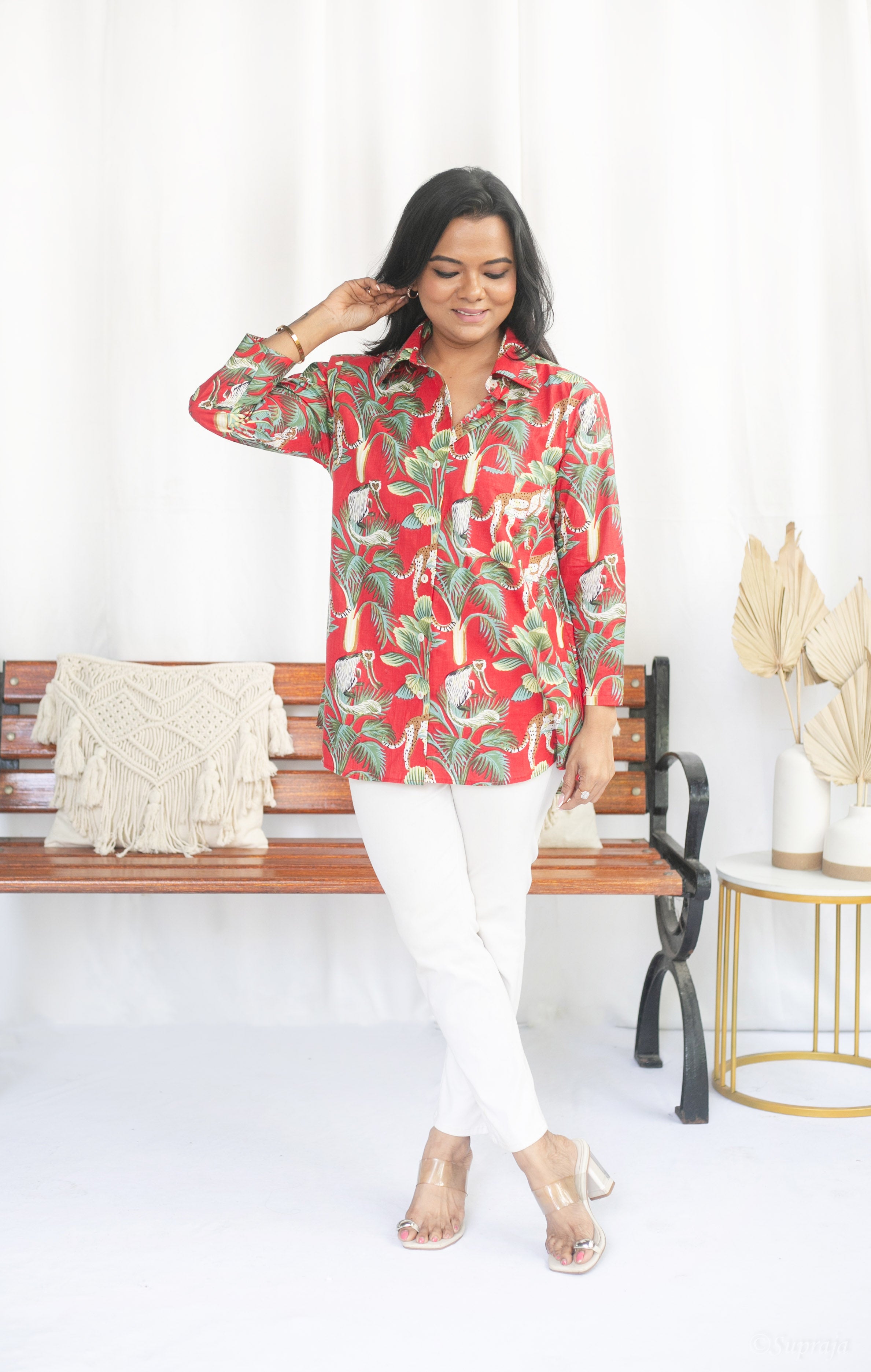 Savana Red Feeding Shirt
