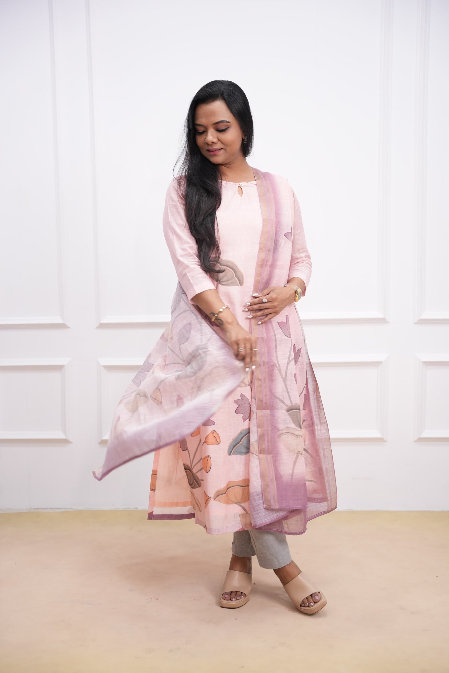 Painted Petals Maternity Feeding Top and Dupatta