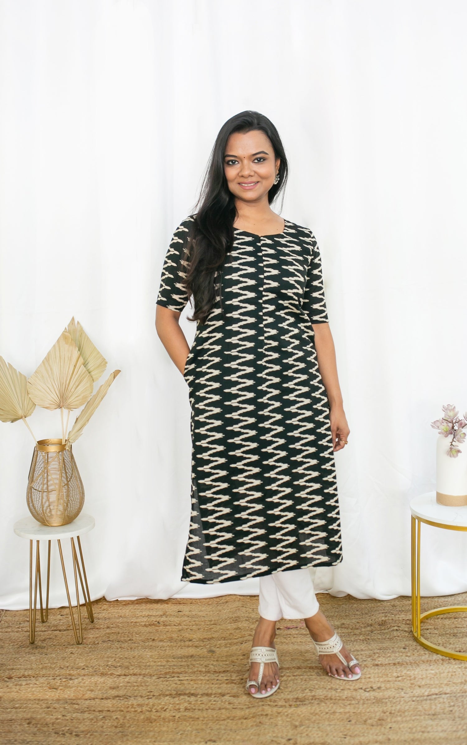 Zigzag Feeding Kurta Top center zip