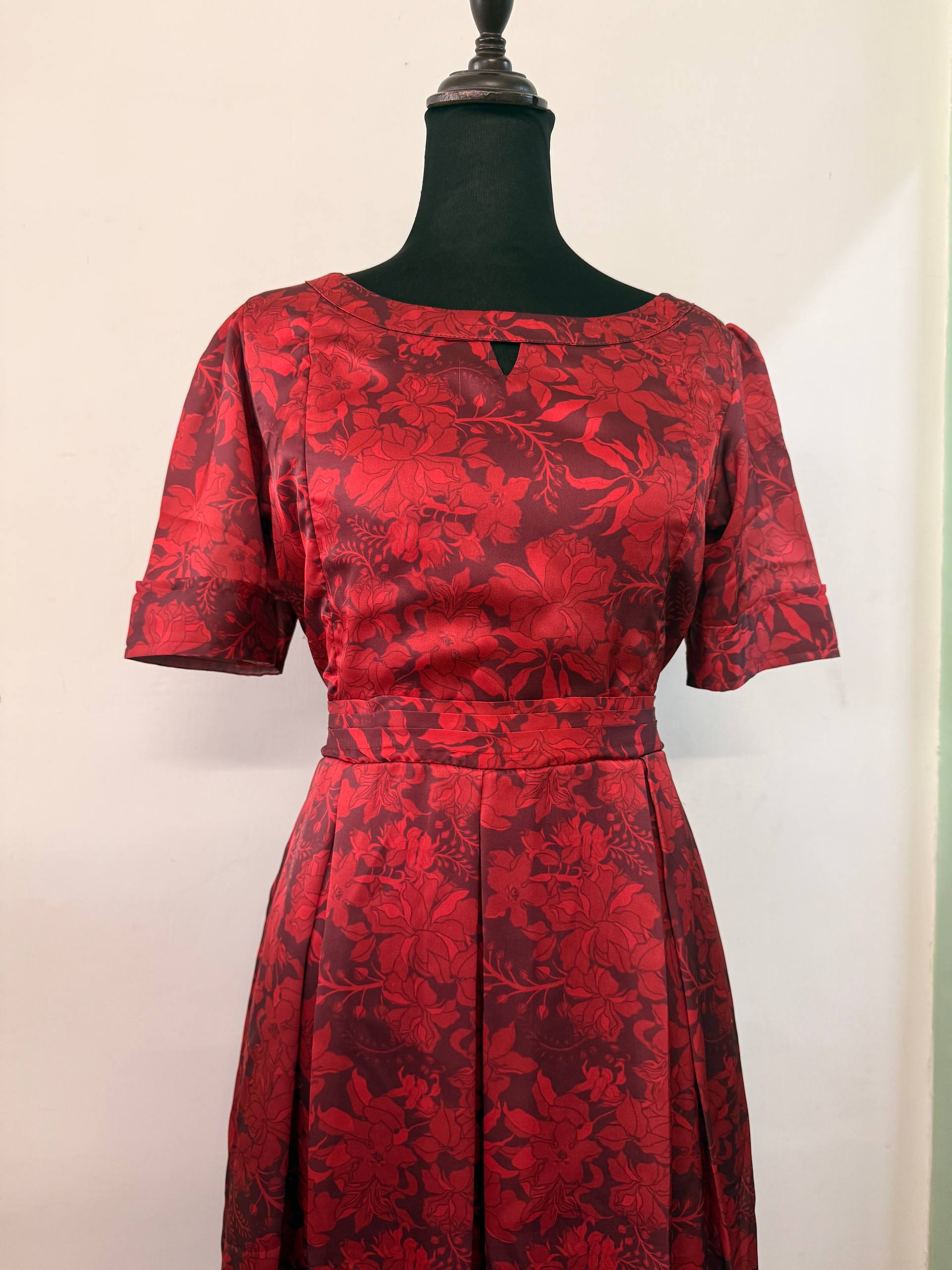 Red Amore Maternity Feeding Dress