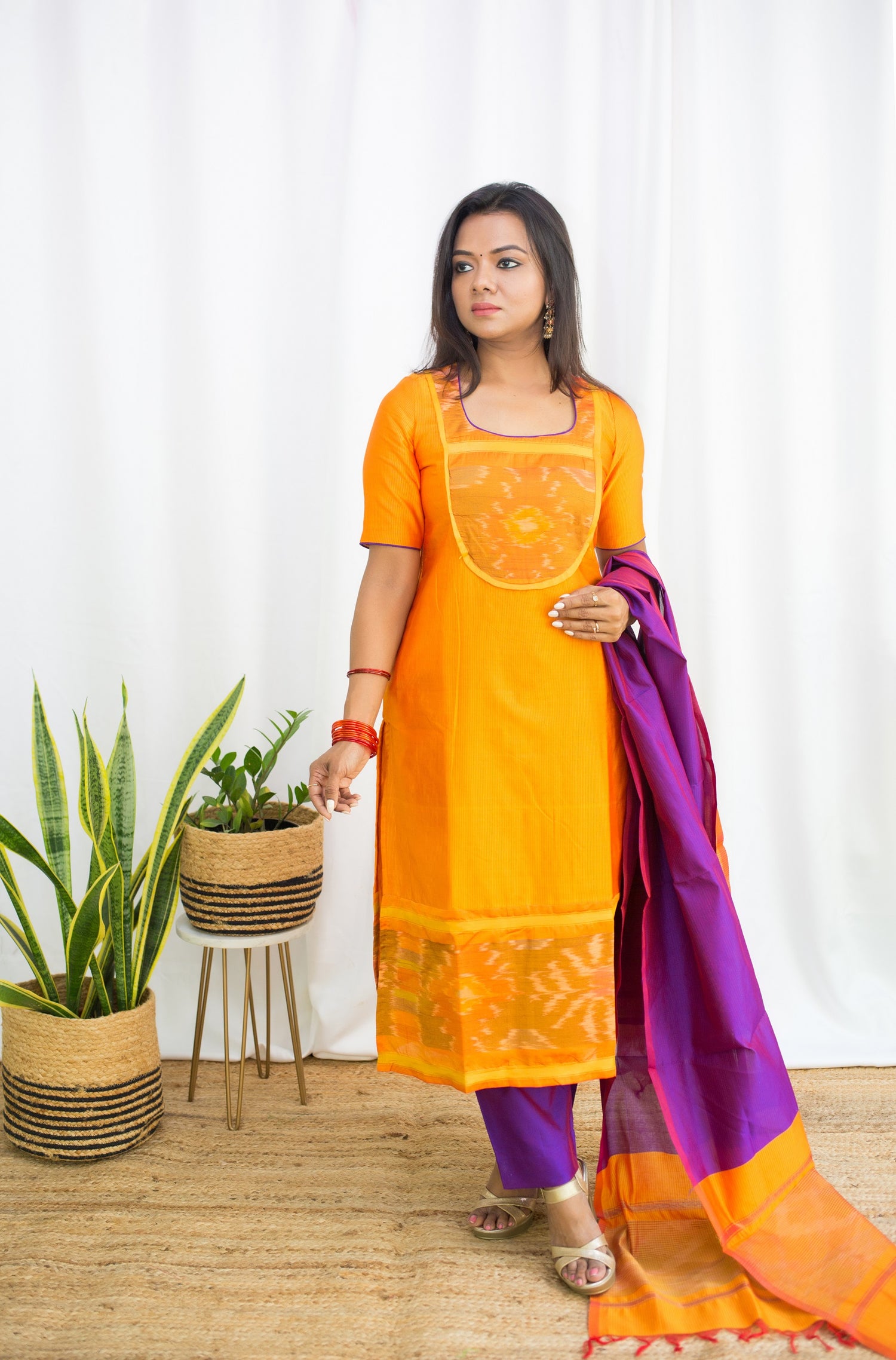 AAMRAS  SALWAR SET