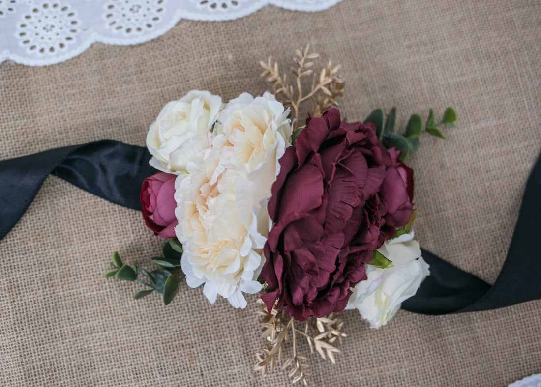 SHIMMER IN BLACK FLORAL BUMP BELT AND TIARA