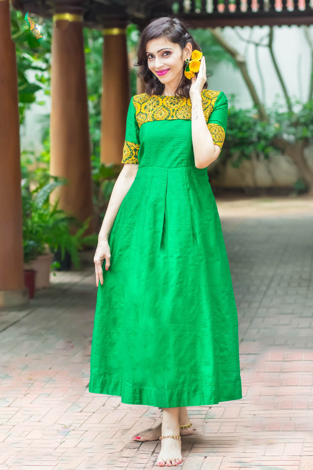 EMERALD old Garden Feeding Maternity Maxi Dress