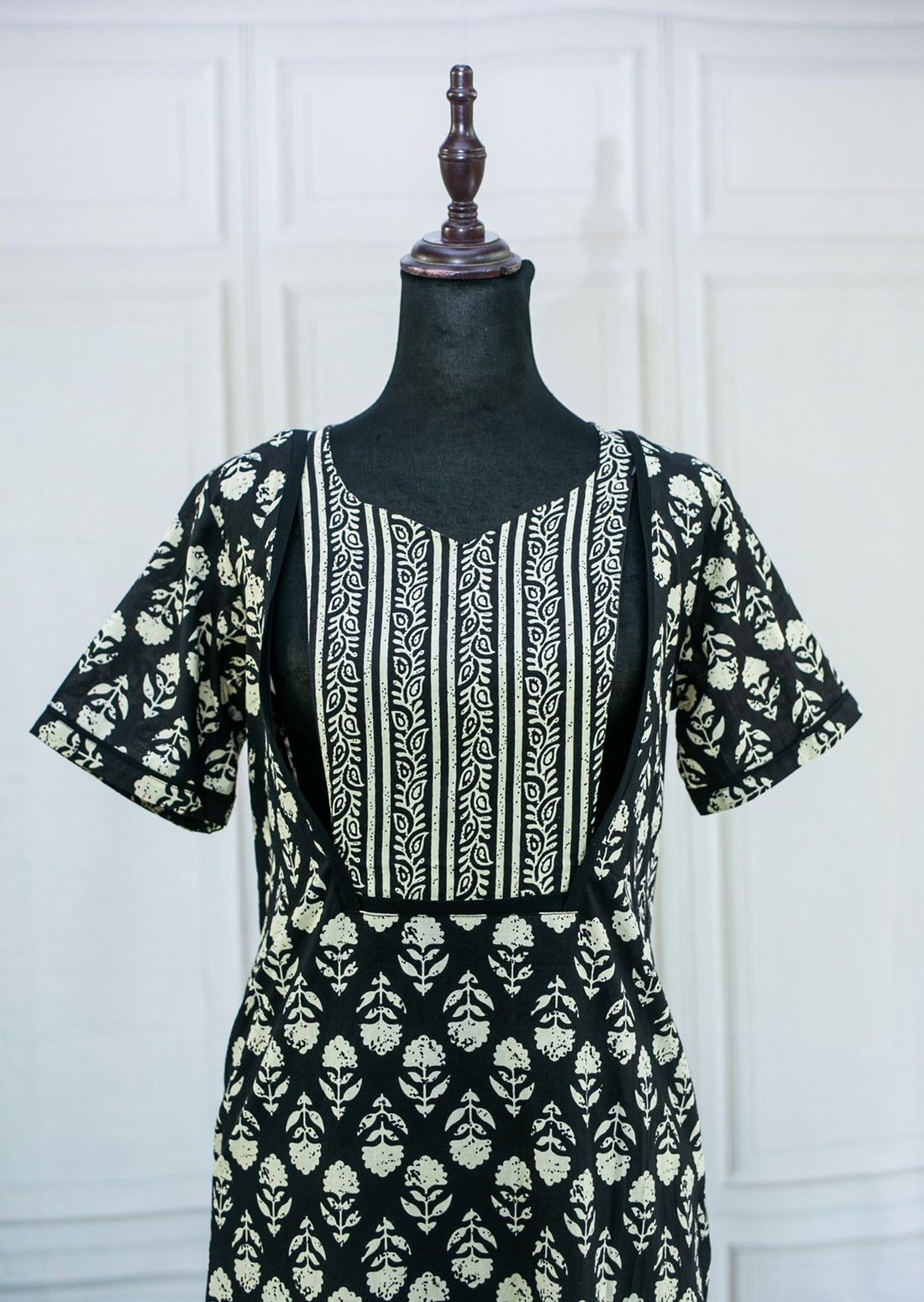 Moonlight Bloom Night gown Side zips