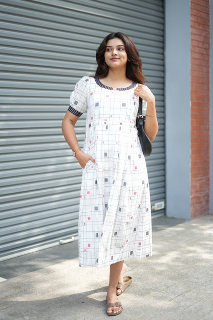 Sugar love maternity feeding dress