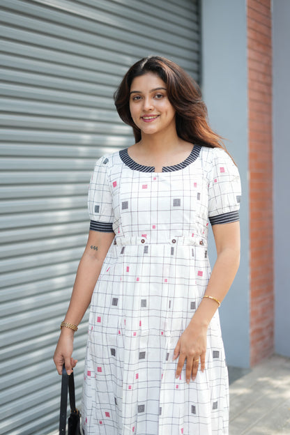 Sugar love maternity feeding dress