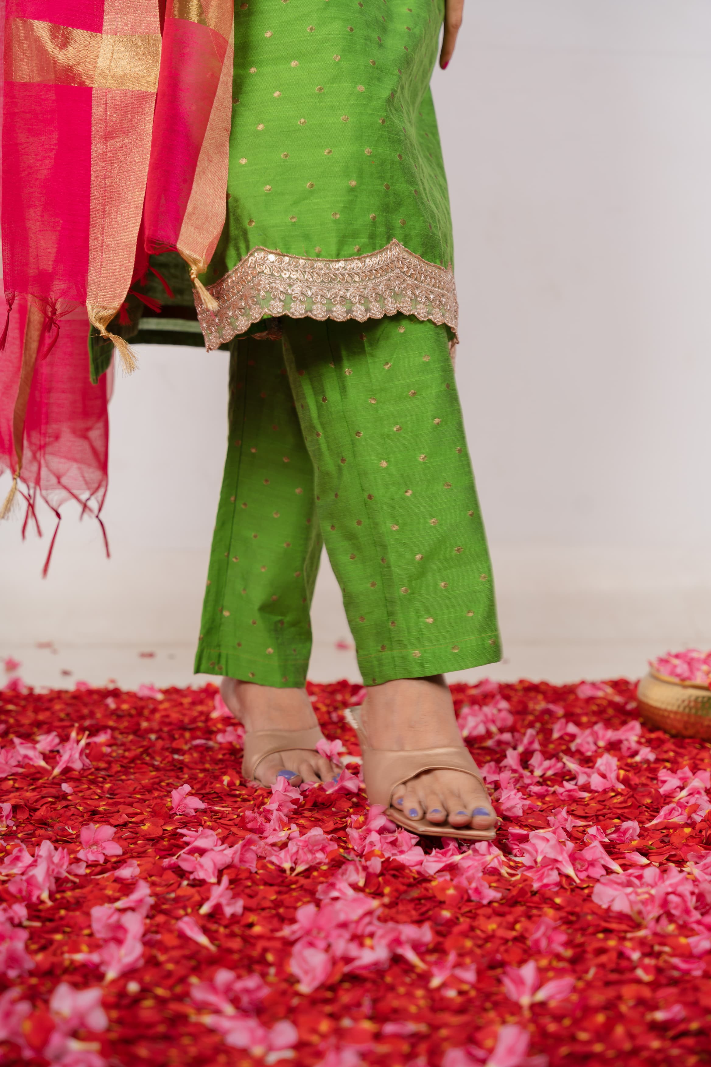 CHILAKA SALWAR KAMEEZ