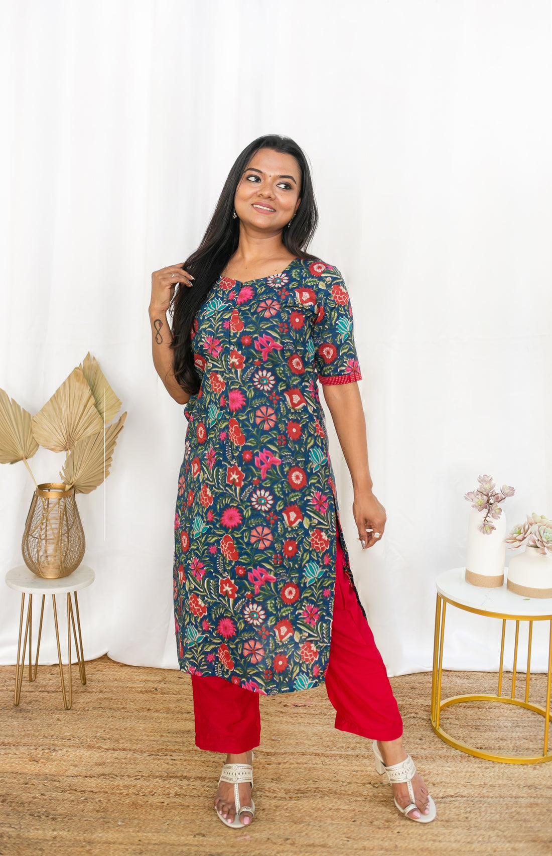 Floral Garden Feeding Kurta Top Center zip