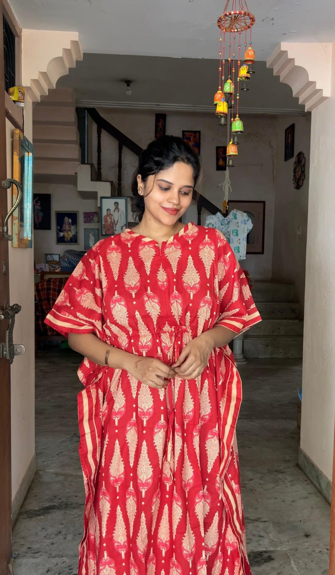 Red Line Feeding Kaftan
