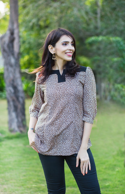 THE LEOPARD Feeding  Top