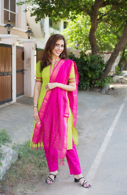 ELLAI Maternity Feeding 3 piece Kurta Set